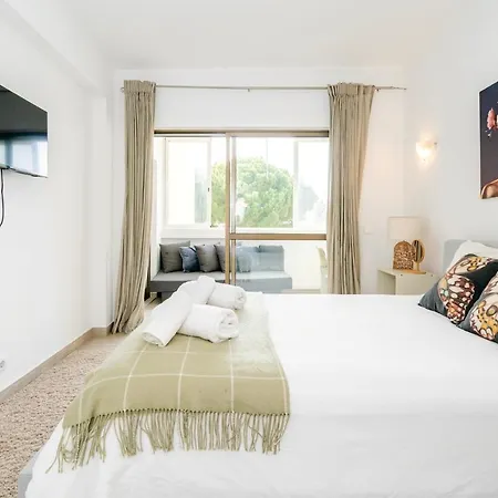 Spacious 1 Bed In W/ Fast Wifi & Pool * Vilamoura