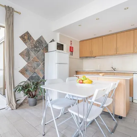 Spacious 1 Bed In W/ Fast Wifi & Pool 公寓